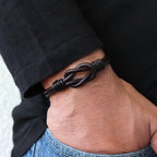 Pulseira Masculina de Couro com Nó Celta Infinito preta – foto principal