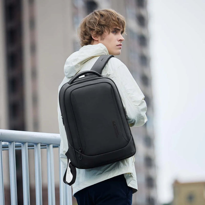 Mochila Executiva para Laptop 17" Impermeável com USB | Heroic Business Preto